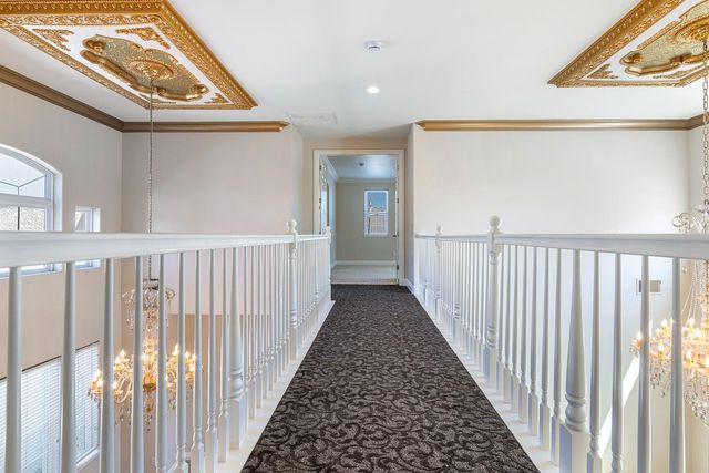 8420 N Ann Avenue, Fresno, CA 93720