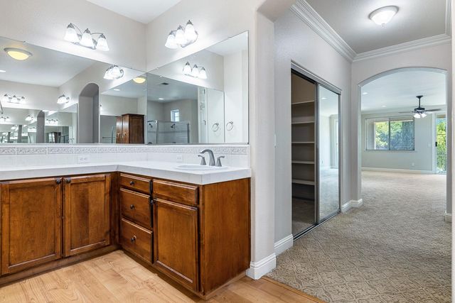 8420 N Ann Avenue, Fresno, CA 93720