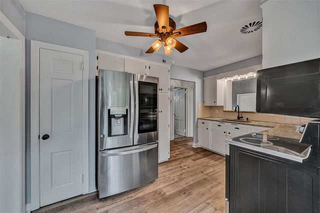 920 Tremont RD, Salem, VA 24153