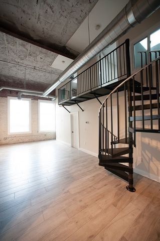 108 Harrison St, Haverhill, MA 01830