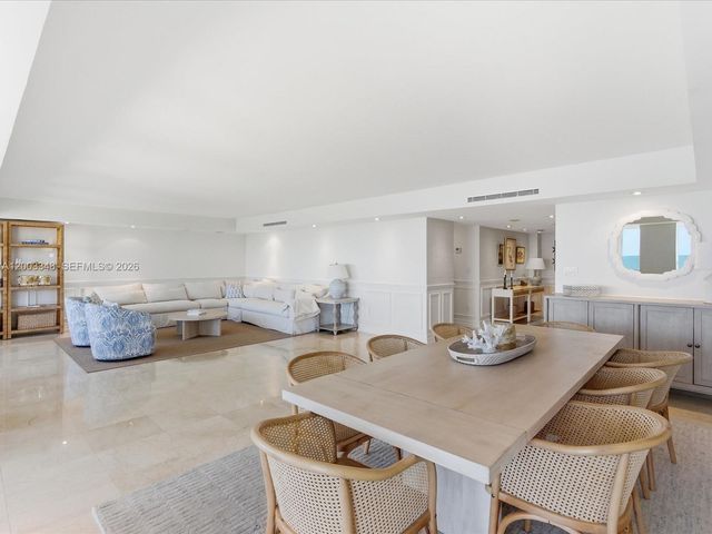 600 Grapetree Drive 10BN, Key Biscayne, FL 33149