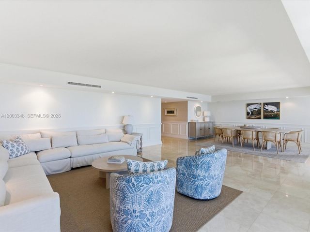 600 Grapetree Drive 10BN, Key Biscayne, FL 33149
