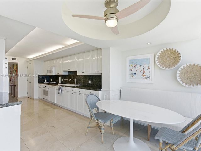 600 Grapetree Drive 10BN, Key Biscayne, FL 33149