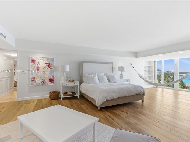 600 Grapetree Drive 10BN, Key Biscayne, FL 33149