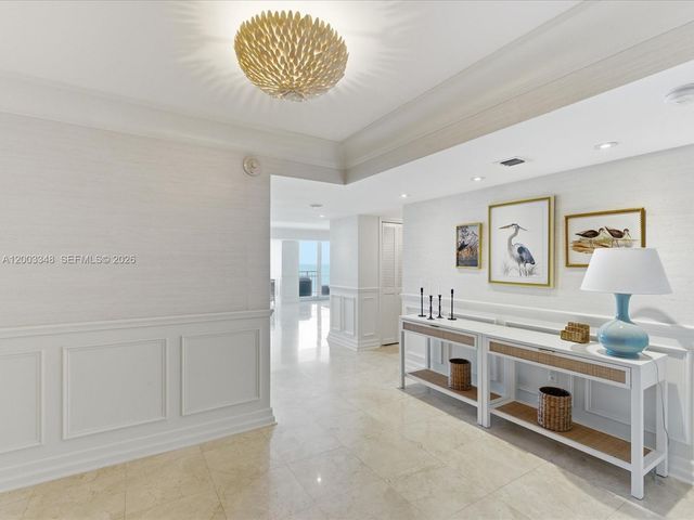 600 Grapetree Drive 10BN, Key Biscayne, FL 33149