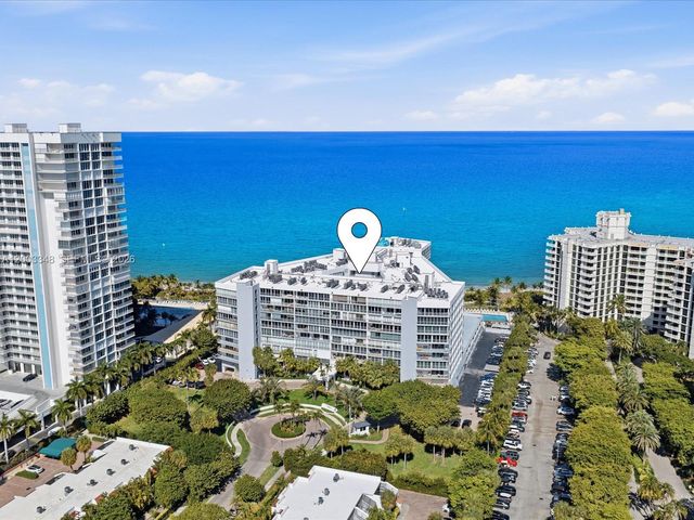600 Grapetree Drive 10BN, Key Biscayne, FL 33149