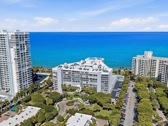 600 Grapetree Drive 10BN, Key Biscayne, FL 33149