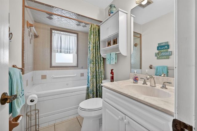 923 LOCUST STREET, New Smyrna Beach, FL 32169