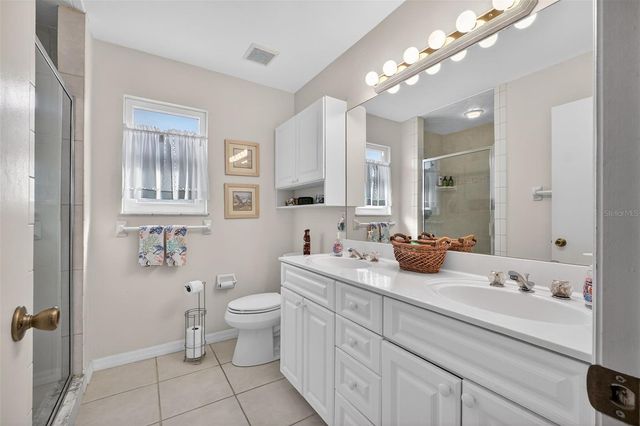 923 LOCUST STREET, New Smyrna Beach, FL 32169