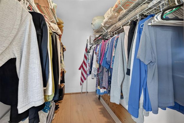 923 LOCUST STREET, New Smyrna Beach, FL 32169