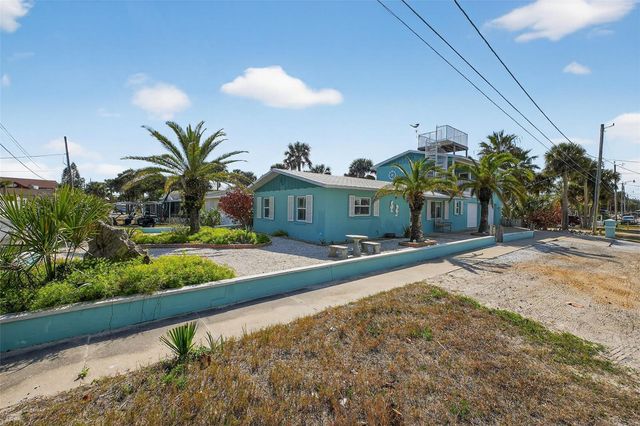 923 LOCUST STREET, New Smyrna Beach, FL 32169