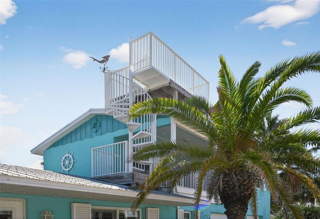 923 LOCUST STREET, New Smyrna Beach, FL 32169