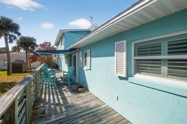 923 LOCUST STREET, New Smyrna Beach, FL 32169