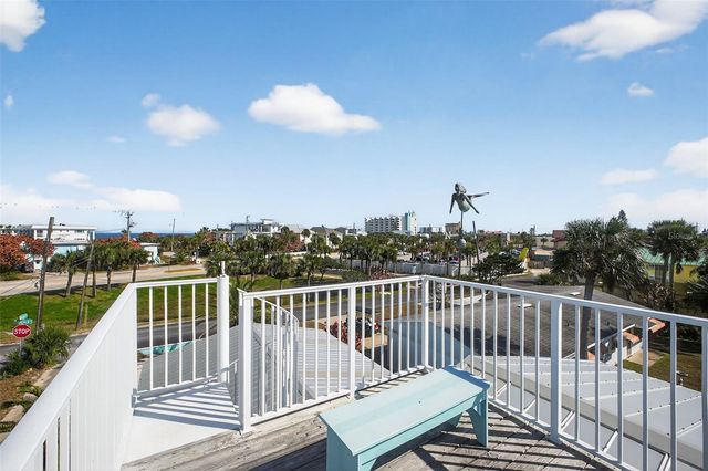 923 LOCUST STREET, New Smyrna Beach, FL 32169