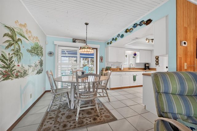923 LOCUST STREET, New Smyrna Beach, FL 32169