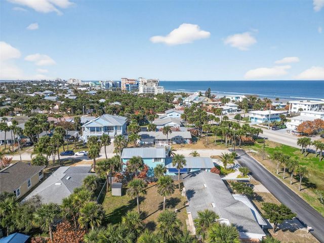 923 LOCUST STREET, New Smyrna Beach, FL 32169