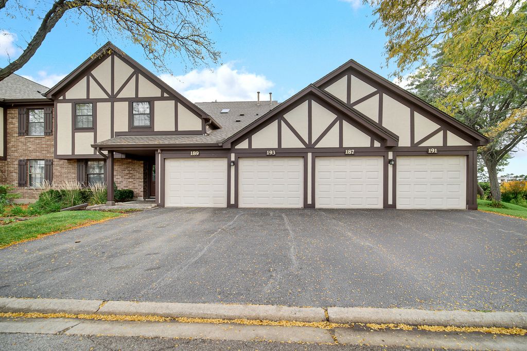193 Raleigh Court 193, Wood Dale, IL 60191 — photo 2