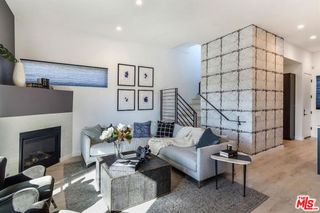 1002 N Hudsoon Avenue 4, Los Angeles, CA 90038