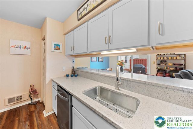 84 Covington Place, Catasauqua Boro, PA 18032