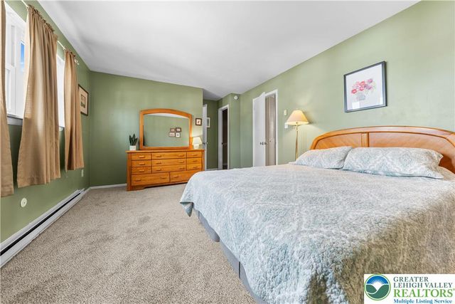 84 Covington Place, Catasauqua Boro, PA 18032