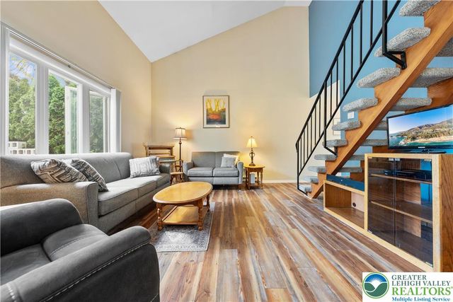 84 Covington Place, Catasauqua Boro, PA 18032