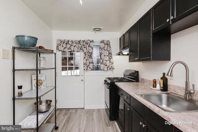 1363 HALSTEAD RD, Parkville, MD 21234