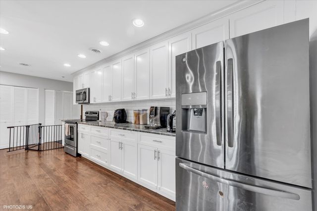 190 S WOOD DALE Road 200, Wood Dale, IL 60191