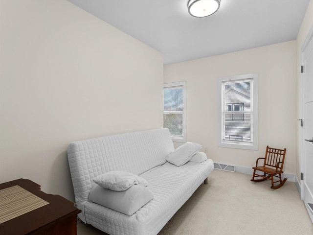 80 Lincoln Avenue, Sheboygan, WI 53081