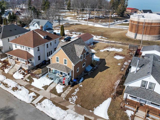 80 Lincoln Avenue, Sheboygan, WI 53081