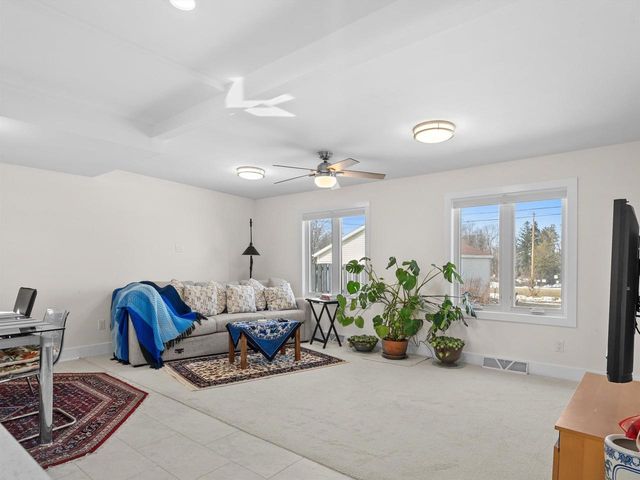 80 Lincoln Avenue, Sheboygan, WI 53081