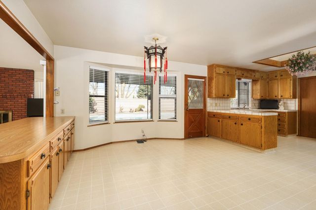 1544 E Jordan Avenue, Fresno, CA 93720