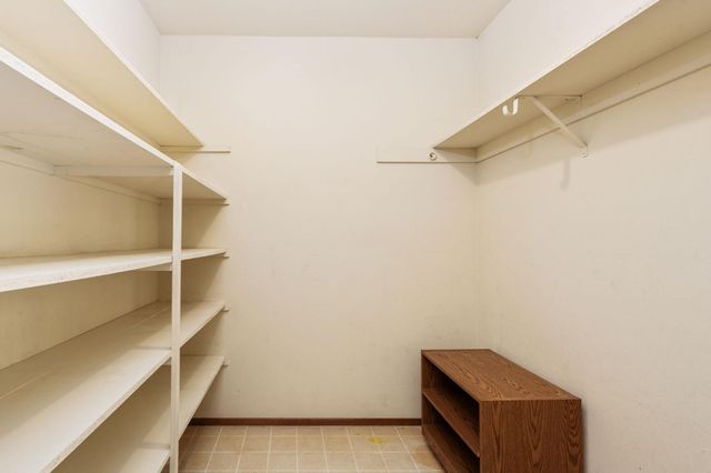 1544 E Jordan Avenue, Fresno, CA 93720