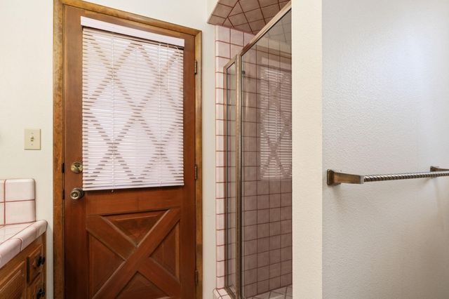 1544 E Jordan Avenue, Fresno, CA 93720