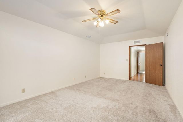 1544 E Jordan Avenue, Fresno, CA 93720