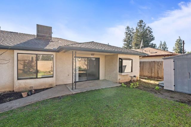 1544 E Jordan Avenue, Fresno, CA 93720