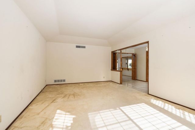 1544 E Jordan Avenue, Fresno, CA 93720