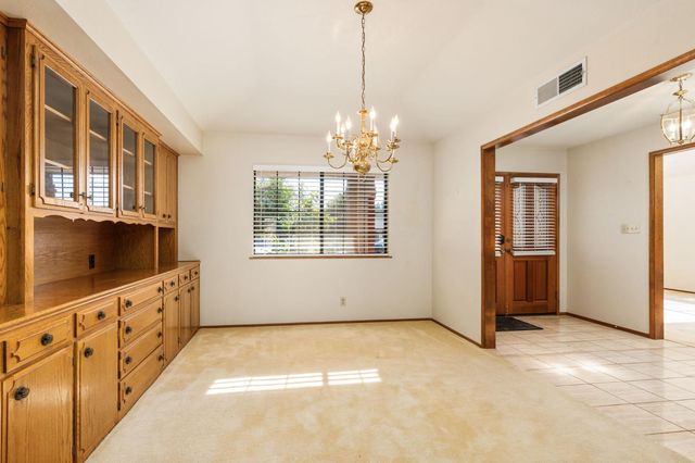 1544 E Jordan Avenue, Fresno, CA 93720