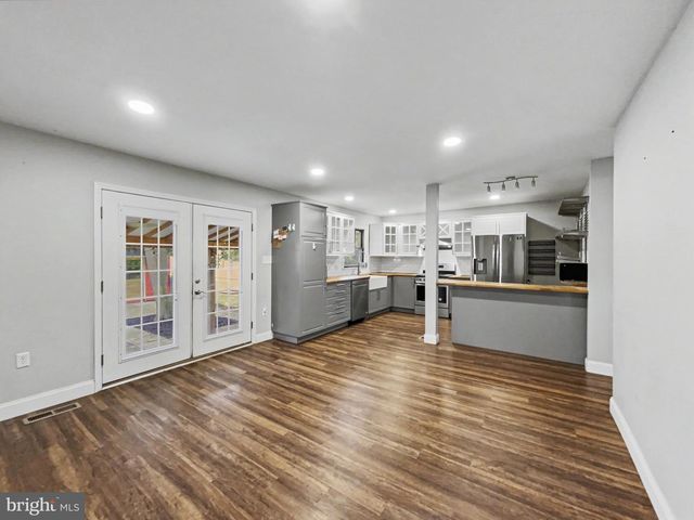 263 M ST, Littlestown, PA 17340