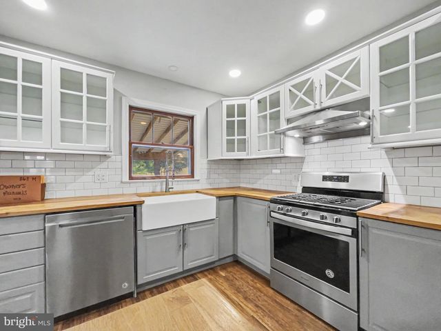 263 M ST, Littlestown, PA 17340