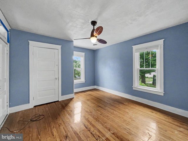 263 M ST, Littlestown, PA 17340