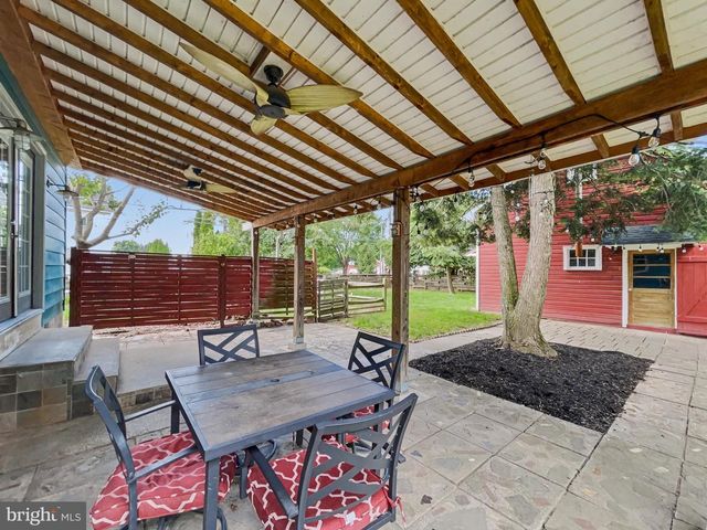 263 M ST, Littlestown, PA 17340