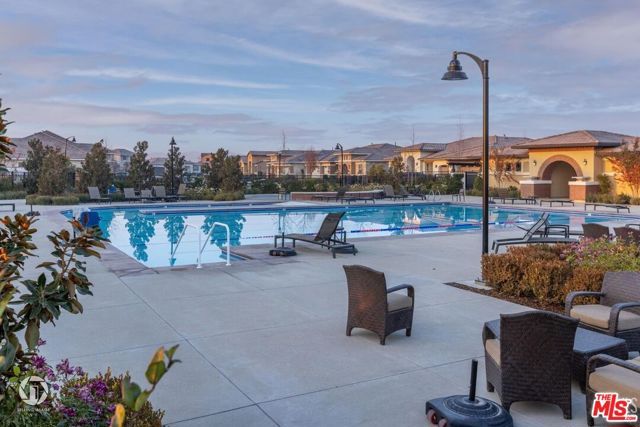 3719 Pathway Court, Bakersfield, CA 93311