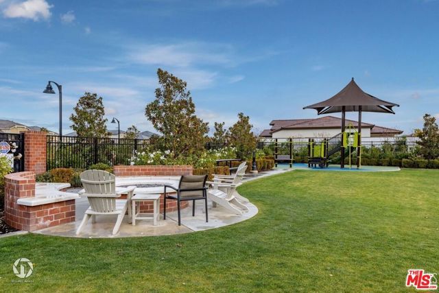 3719 Pathway Court, Bakersfield, CA 93311