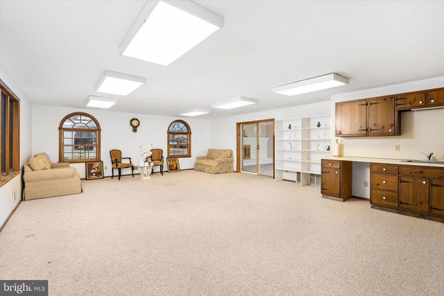 93 TUDOR DR, Hamilton, NJ 08690