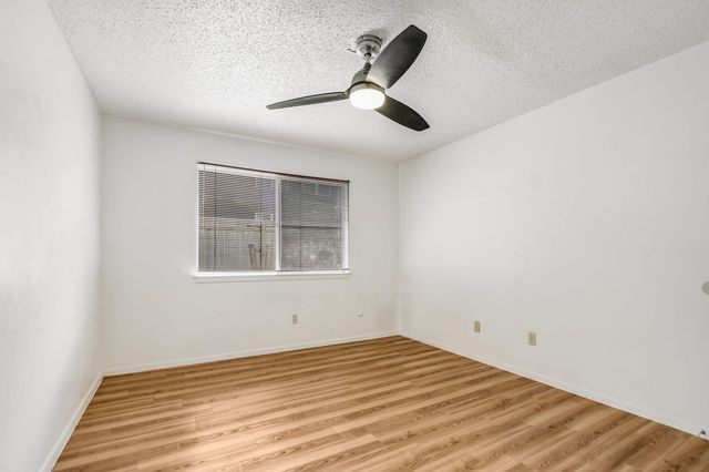 11948 Sunhillow BND A, Austin, TX 78758