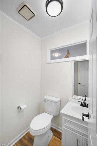 4320 Woodbourne Drive, Clemmons, NC 27012