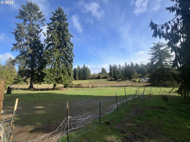 24853 Warren Rd, Rainier, OR 97048