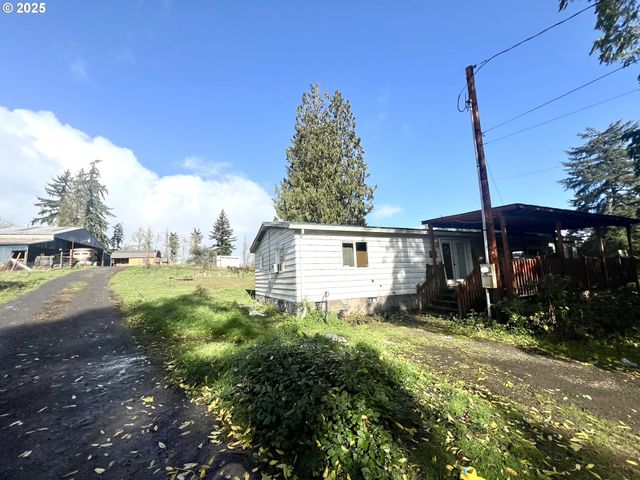 24853 Warren Rd, Rainier, OR 97048