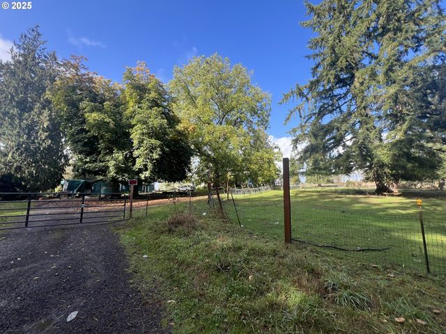 24853 Warren Rd, Rainier, OR 97048