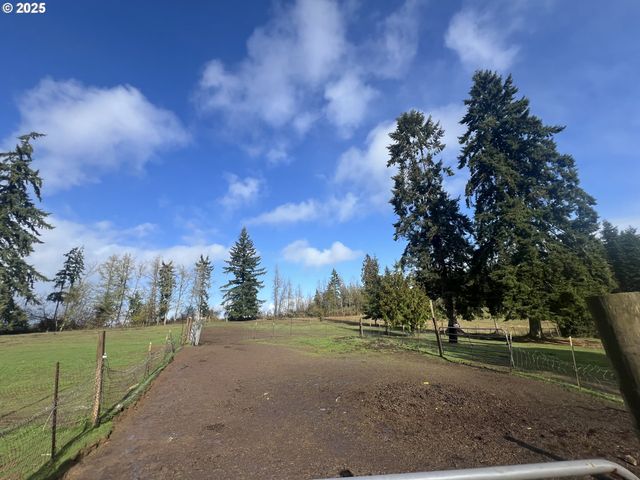 24853 Warren Rd, Rainier, OR 97048